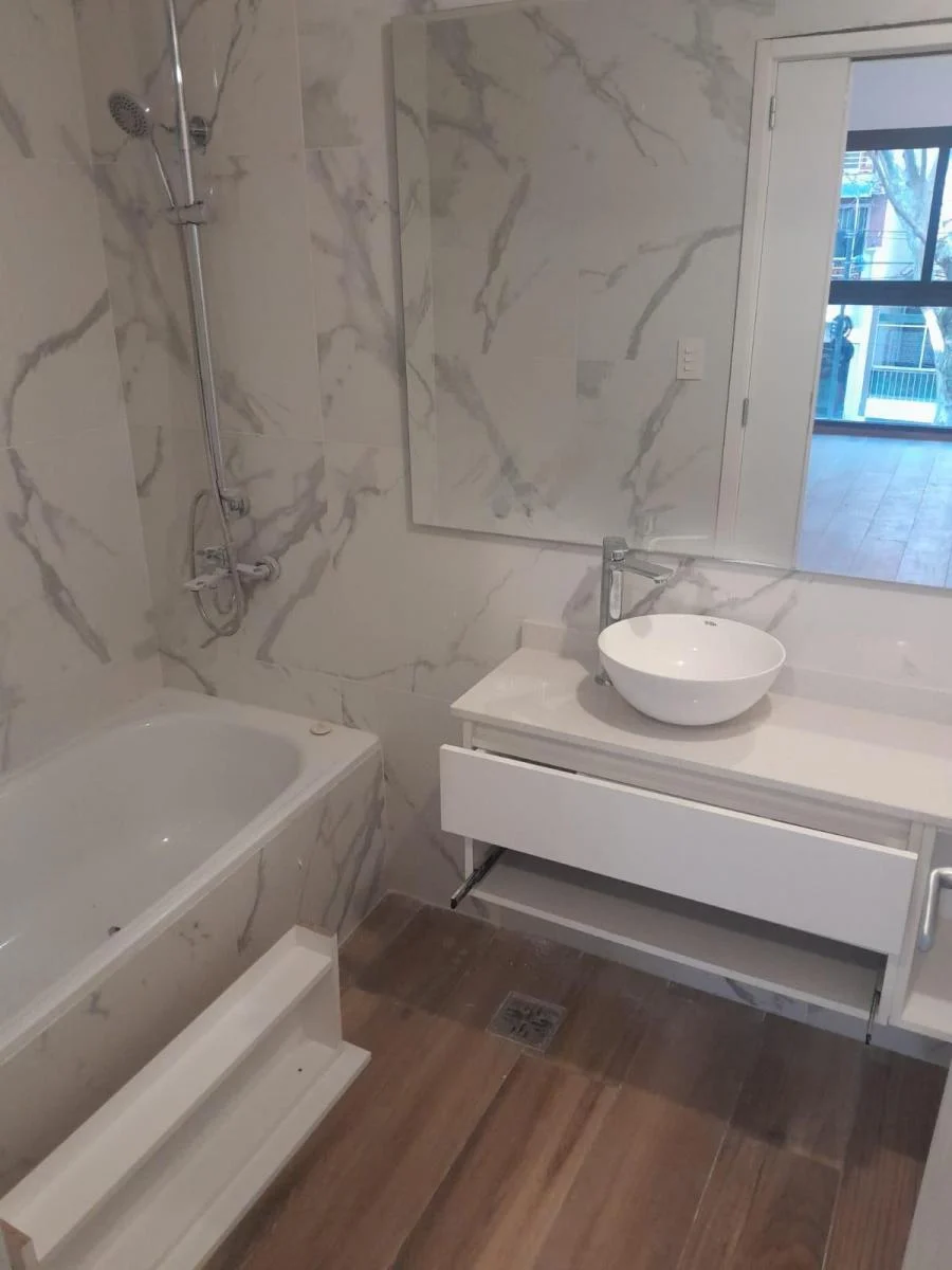 Detalle de instalaciones técnicas con materiales de primera línea